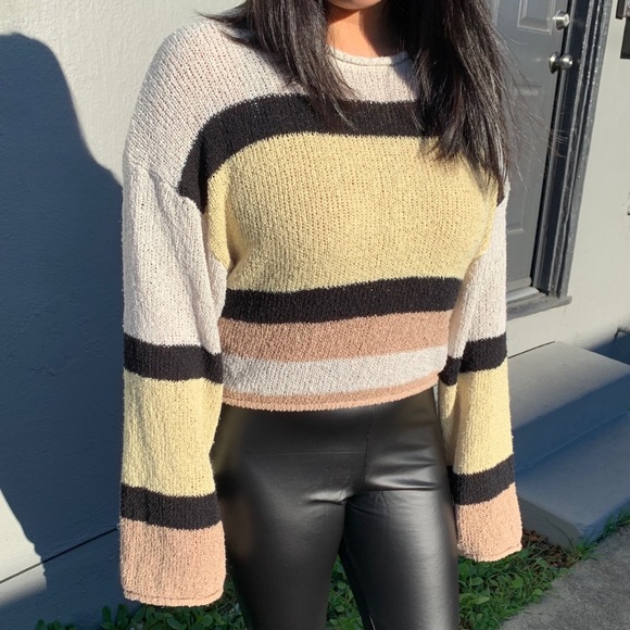H&M color-block long-sleeve top - Picture 2 of 4
